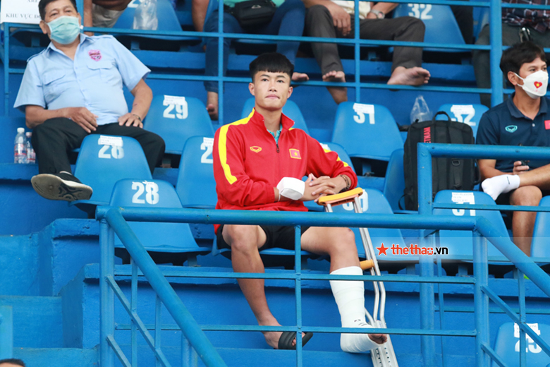 Nguyễn Văn trường chấn thương nặng, lỡ hẹn vòng loại U20 châu Á 2023 - Ảnh 1