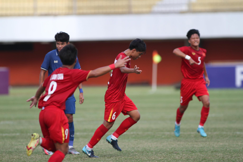 U16 Việt Nam mặc trang phục may mắn ở chung kết với U16 Indonesia - Ảnh 1