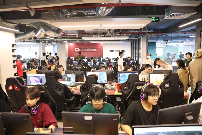 Cơ sở mới của Gamehome tại Hà Nội: 'Hút hồn' cả các Influencer - Ảnh 9