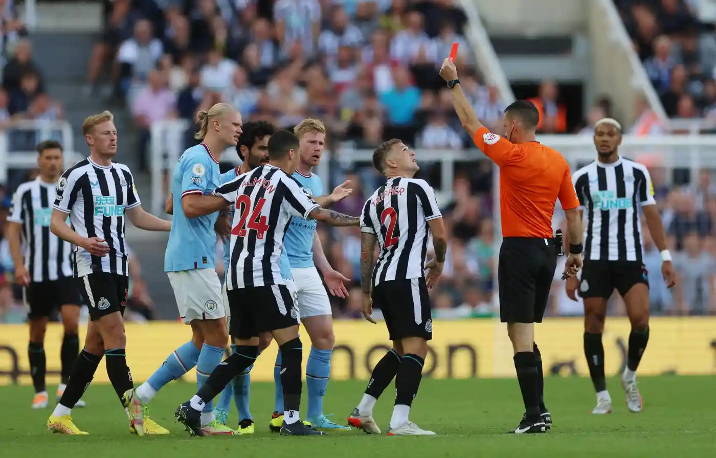 Kết quả Newcastle vs Man City, vòng 3 Ngoại hạng Anh: De Bruyne giải cứu Pep - Ảnh 2