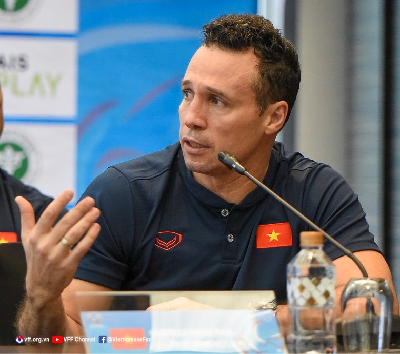 HLV ĐT Futsal Việt Nam hướng đến mục tiêu vào bán kết Continental Futsal Championship - Ảnh 1