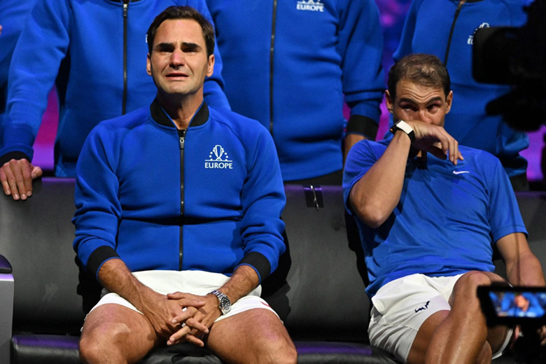 Federer khóc nức nở trong ngày giải nghệ - Ảnh 4