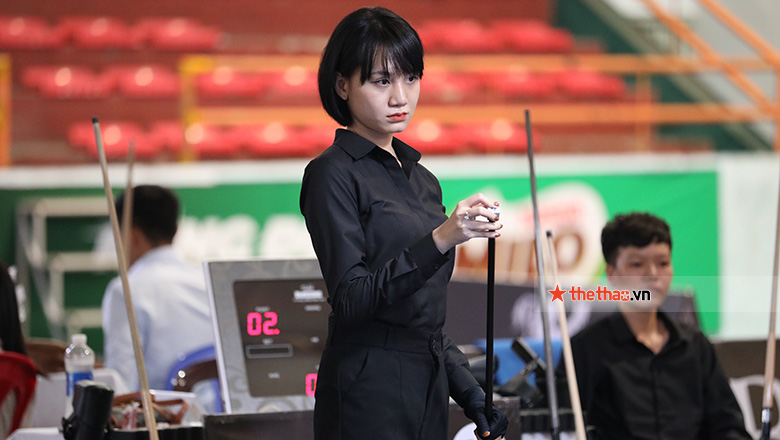 Nữ cơ thủ Võ Thị Hồng Thy đốt cháy khán đài giải Billiards vô địch quốc gia 2022 - Ảnh 2