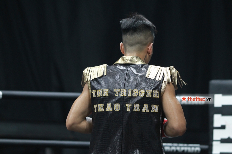 Trần Văn Thảo giành đai IBA thế giới, KO đối thủ ngay hiệp 1 - Ảnh 4