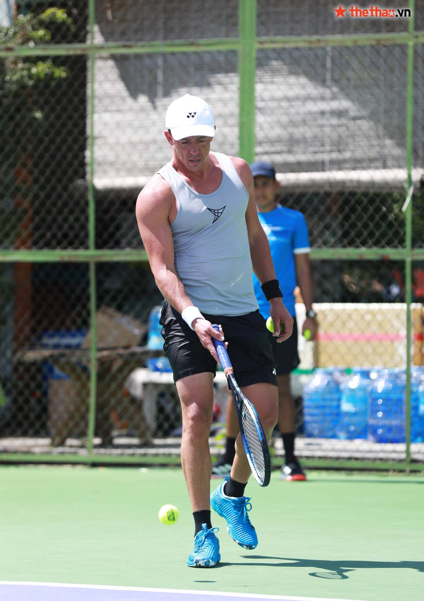 M25 Tây Ninh: Tay vợt New Zealand tập giữa trưa nắng, khoe cơ bắp cuồn cuộn ở tuổi 35 - Ảnh 10