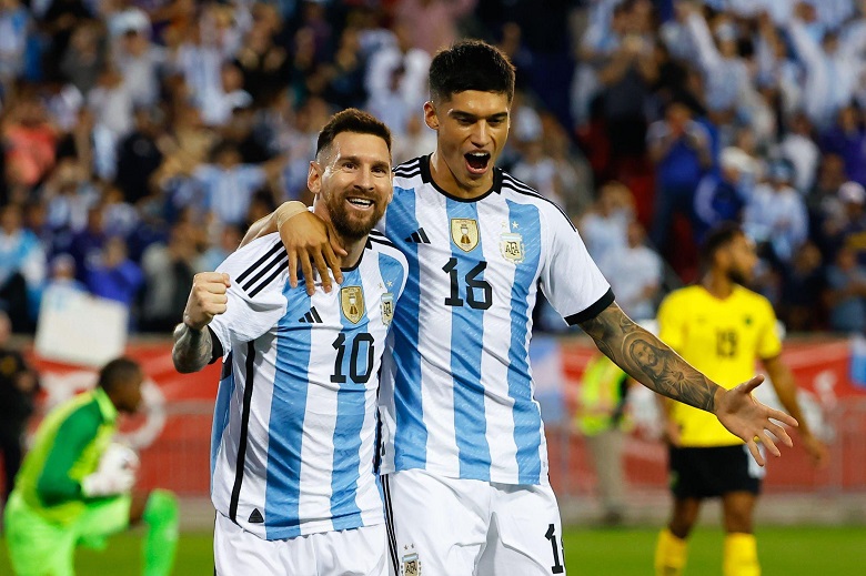 Messi chỉ ra 2 đối thủ đáng ngại nhất với Argentina tại World Cup 2022 - Ảnh 1