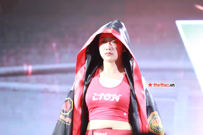 Hot girl MMA Phạm Thị Nhung thắng trong 90 giây, lọt vào chung kết Lion Championship - Ảnh 3