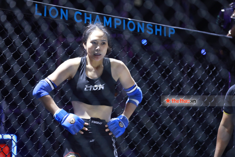 Hot girl MMA Phạm Thị Nhung thắng trong 90 giây, lọt vào chung kết Lion Championship - Ảnh 10
