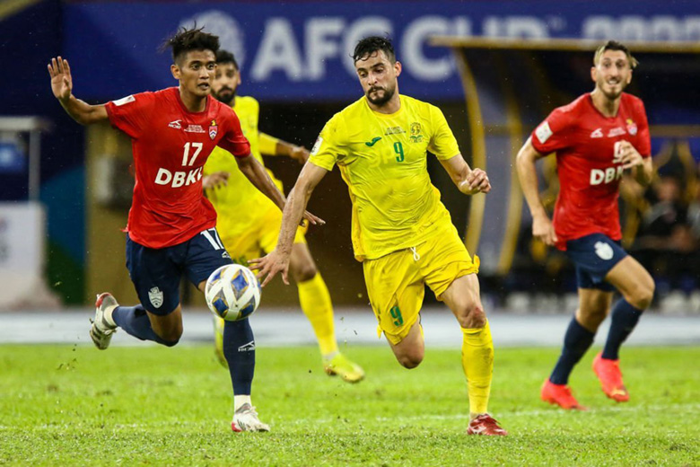 Kuala Lumpur City thua đậm đối thủ từ Oman trong trận chung kết AFC Cup 2022 - Ảnh 1