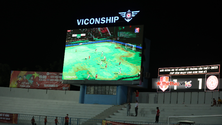 Hải Phòng tiếp tục dùng màn hình LED dù từng bị BTC V.League cảnh báo - Ảnh 2