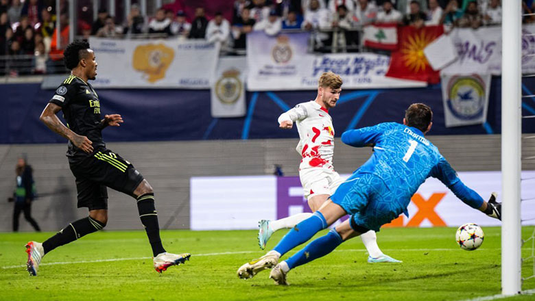 Kết quả RB Leipzig vs Real Madrid: Nhà ĐKVĐ ‘ngã ngựa’ trong bữa tiệc 5 bàn thắng - Ảnh 1