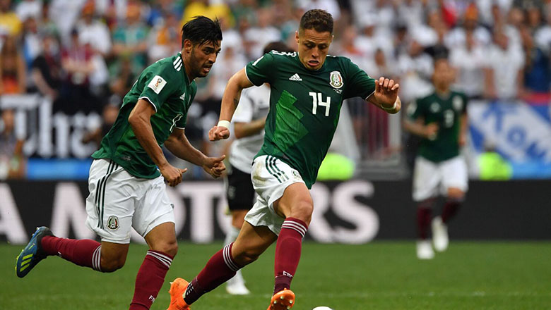 ĐT Mexico gạch tên Chicharito và Carlos Vela khỏi danh sách dự World Cup 2022 - Ảnh 1