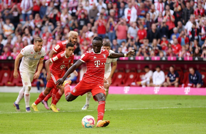 Kết quả Bayern Munich vs Mainz: Mane giúp Hùm xám đánh tennis, tạm chiếm ngôi đầu - Ảnh 1