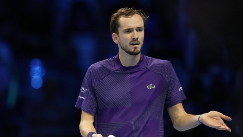 Rublev lội ngược dòng nghẹt trước Medvedev ở trận ra quân ATP Finals - Ảnh 2