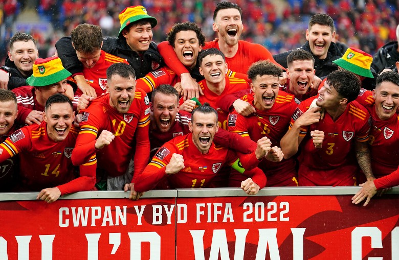 ĐT Xứ Wales triệu tập 2 cầu thủ giải hạng 4 Anh dự World Cup 2022 - Ảnh 2