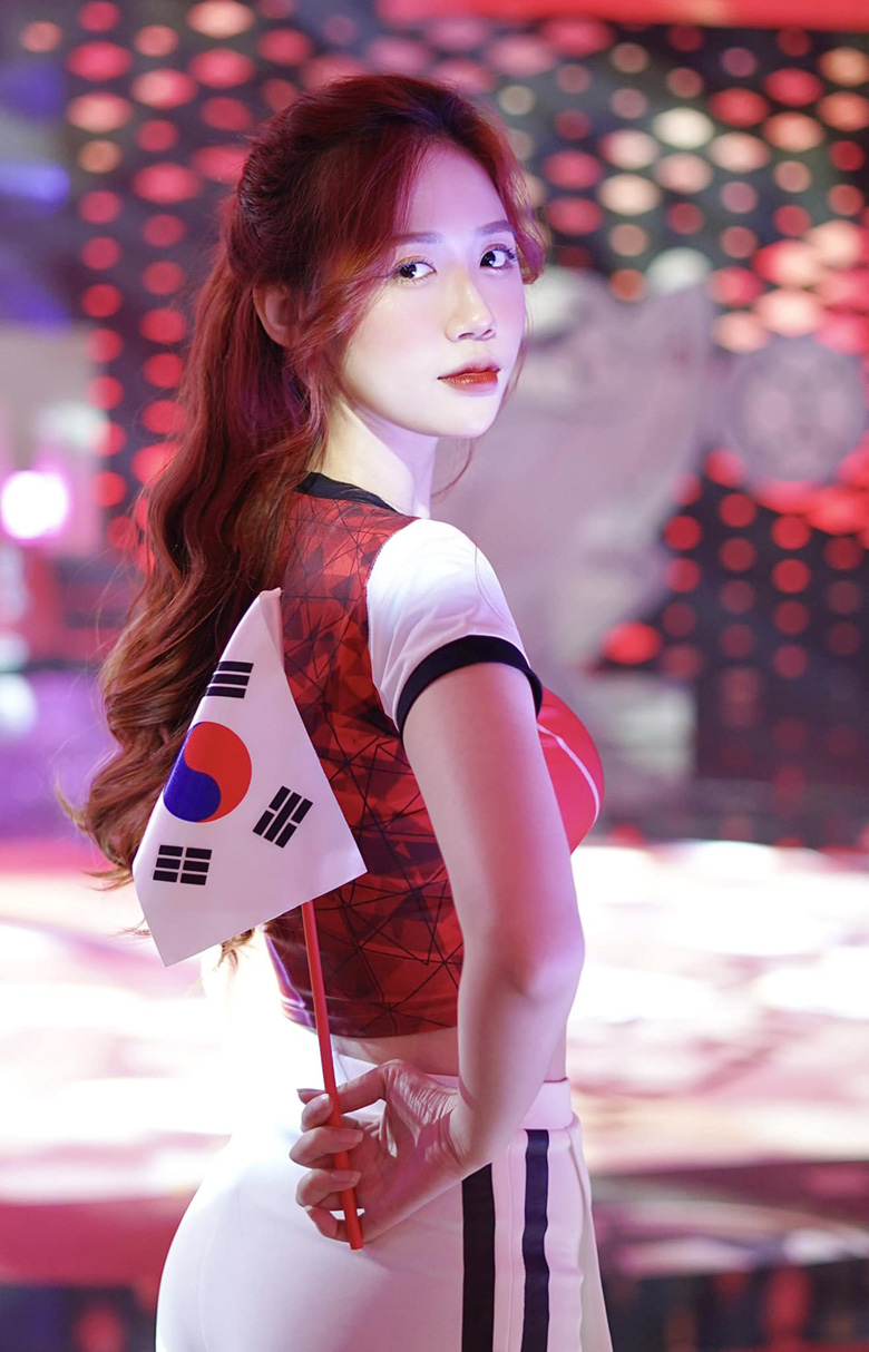 Nguyễn Lan Nhi, hotgirl đại diện Hàn Quốc dáng chuẩn người mẫu của 'Nóng cùng World Cup' - Ảnh 19