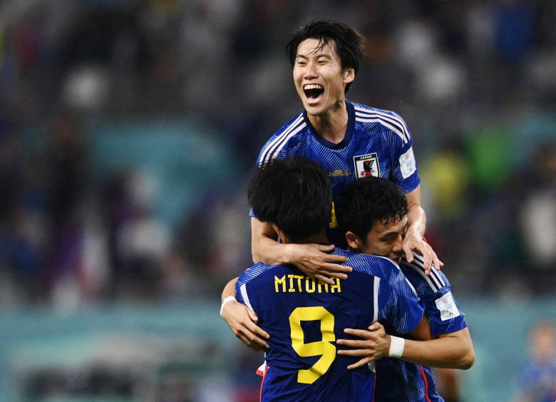 Cổ phiếu 'ăn theo' World Cup tăng mạnh sau khi Nhật Bản thắng Đức - Ảnh 1