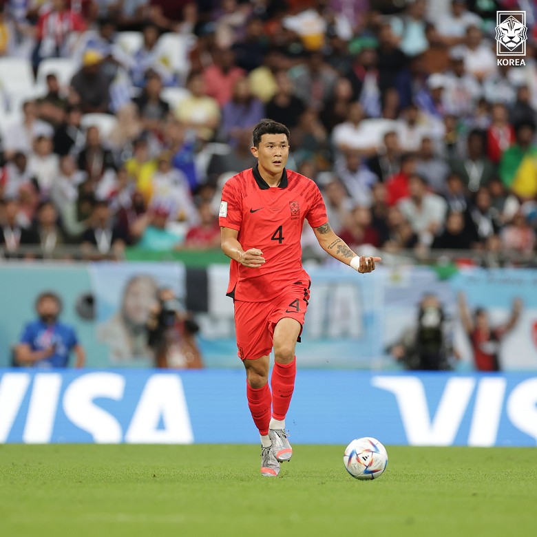 HLV ĐT Hàn Quốc thừa nhận Son Heung Min chơi không tốt ở trận hòa Uruguay - Ảnh 2