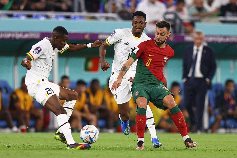 Ronaldo xuất sắc nhất trận Bồ Đào Nha vs Ghana, vượt mặt Messi tại World Cup - Ảnh 2