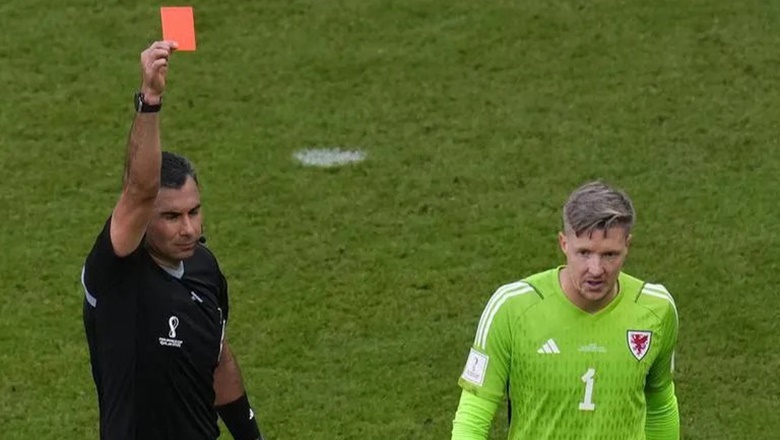 Thủ môn Xứ Wales là người đầu tiên nhận thẻ đỏ tại World Cup 2022, lập cột mốc không ai muốn - Ảnh 1