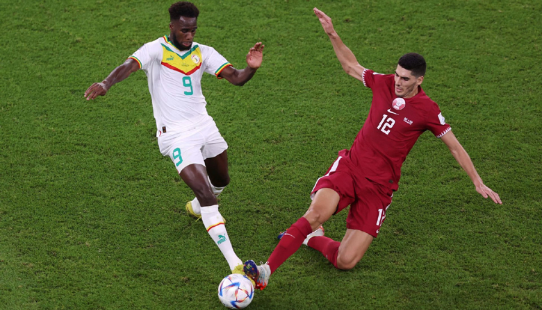 Qatar trở thành đội chủ nhà World Cup đầu tiên bị loại ngay sau 2 trận vòng bảng - Ảnh 2