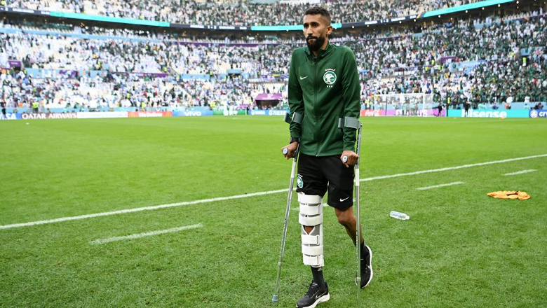 Cầu thủ thứ hai của Saudi Arabia chia tay World Cup 2022 vì chấn thương - Ảnh 1
