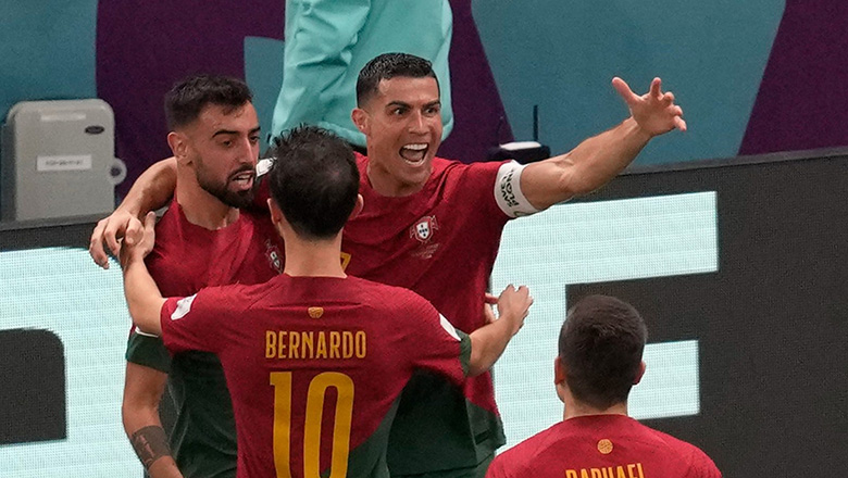 LĐBĐ Bồ Đào Nha muốn tước bàn thắng của Bruno Fernandes, trao cho Ronaldo - Ảnh 1