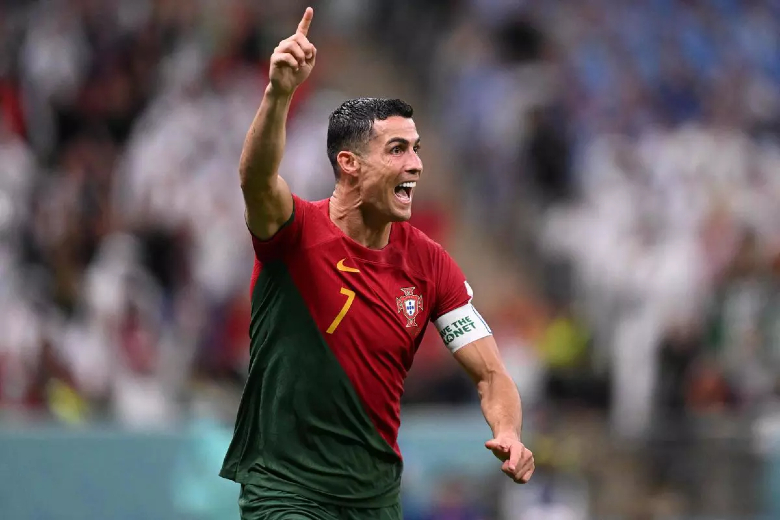 Ronaldo hành xử ra sao ở những lần bị 'đánh cắp' bàn thắng? - Ảnh 1