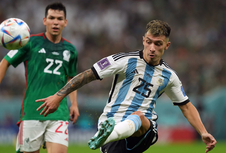 Báo Argentina dự đoán đội hình đấu Ba Lan: Lisandro Martinez bị loại - Ảnh 2