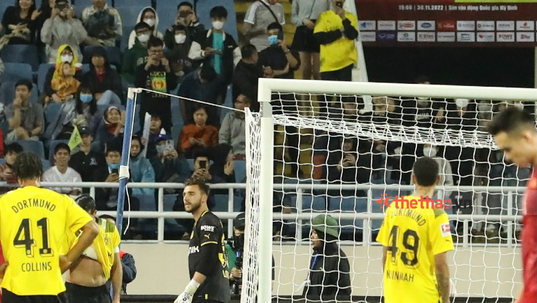 HLV Edin Terzic: Cầu thủ Dortmund mất kiểm soát sau bàn thua đầu tiên - Ảnh 2