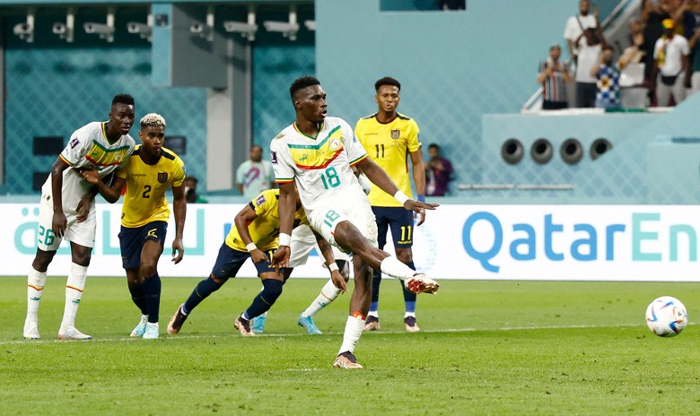 Kết quả bóng đá Ecuador vs Senegal: Người hùng Valencia hóa tội đồ, ‘La Tri’ ngậm ngùi dừng bước - Ảnh 1