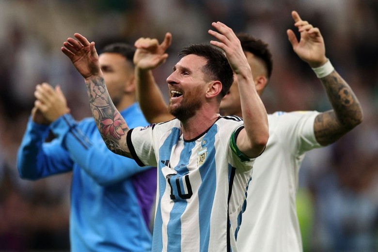 Messi phá kỷ lục thi đấu ở World Cup của Maradona nếu ra sân trước Ba Lan - Ảnh 1