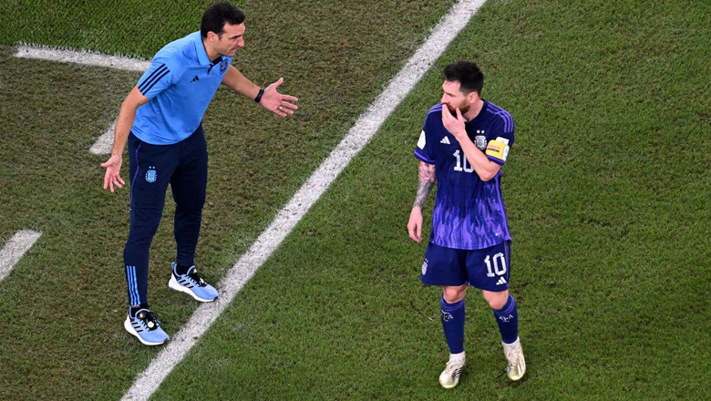 HLV Scaloni: Tôi sẽ không bao giờ rút Messi ra sân - Ảnh 2