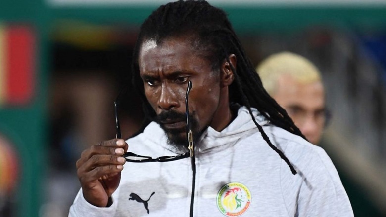 HLV Senegal bị ốm trước trận gặp ĐT Anh ở vòng 1/8 World Cup 2022 - Ảnh 1