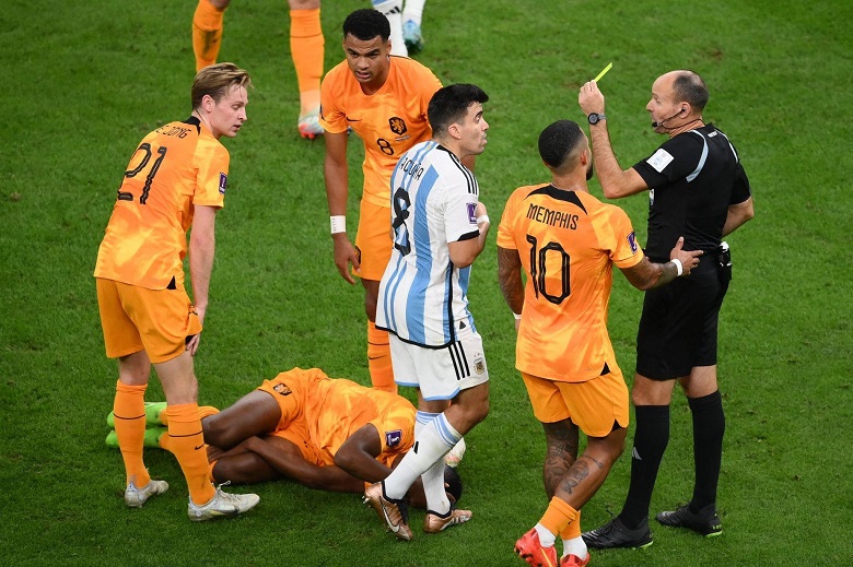 Argentina mất 2 hậu vệ cánh ở trận bán kết với Croatia vì thẻ phạt - Ảnh 2