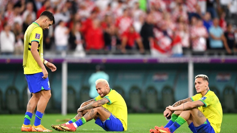 Chùm ảnh Neymar và đồng đội khóc cạn nước mắt khi Brazil bị Croatia tiễn về nước - Ảnh 5