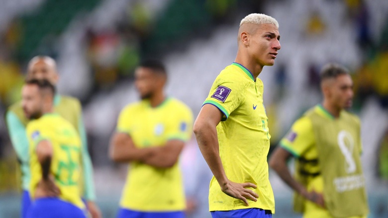 Chùm ảnh Neymar và đồng đội khóc cạn nước mắt khi Brazil bị Croatia tiễn về nước - Ảnh 7