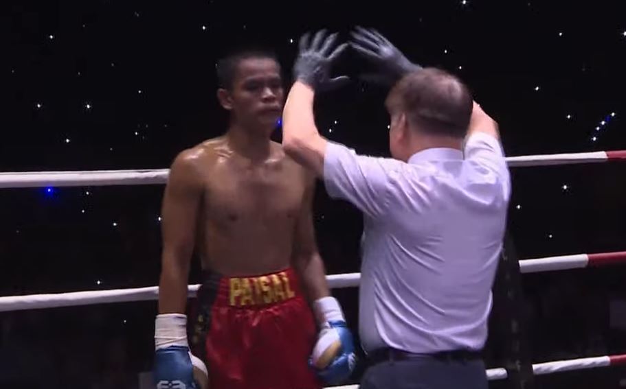 Võ sĩ Nguyễn Văn Hải thắng KO tại sự kiện Boxing Fortunes of War - Ảnh 1