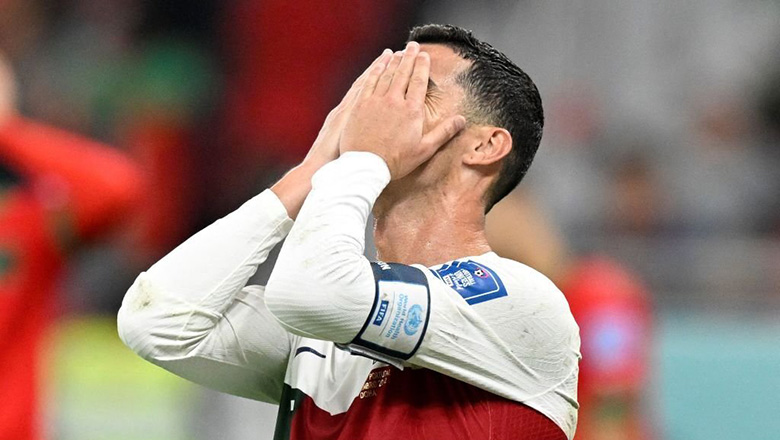 Ronaldo khóc nức nở sau khi ĐT Bồ Đào Nha bị loại khỏi World Cup 2022 - Ảnh 3