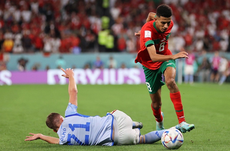 Azzedine Ounahi: Động cơ vĩnh cửu của Morocco đi từ ‘đáy xã hội’ đến đỉnh cao World Cup - Ảnh 1