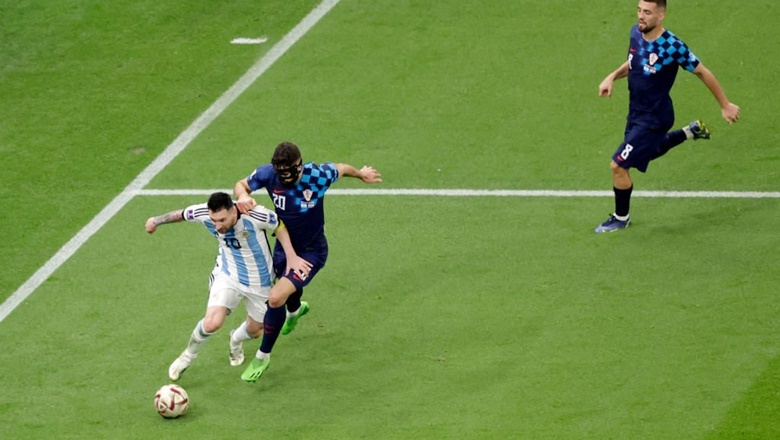Messi xô đổ hàng loạt kỷ lục sau trận Argentina vs Croatia - Ảnh 1