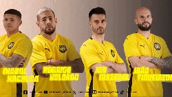 Malaysia phản pháo khi bị tố gian lận nhập tịch: Họ đang ghen tị với chúng tôi