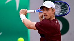 Kết quả tennis ngày 11/6: Shapovalov bị loại ở vòng 1 Stuttgart Open