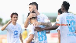 Hà Nội tự ngã ngựa, Nam Định vô địch V.League 2025 trước một vòng đấu 