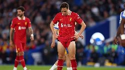 Liverpool thua trận sân khách thứ 2 liên tiếp sau ngày đăng quang tại Ngoại hạng Anh