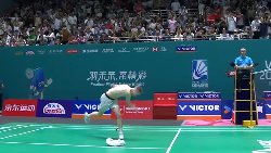 Anders Antonsen cởi áo ăn mừng tại Trung Quốc Mở rộng