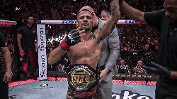 Alexandre Pantoja bảo vệ đai UFC Flyweight lần thứ 4 trong 2 năm