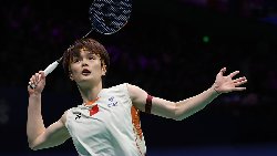 Wang Zhi Yi tiếp tục chơi thất thường, để thua tại Sudirman Cup