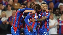 Lyon nỗ lực kháng cáo, Crystal Palace nguy cơ mất suất dự cúp châu Âu